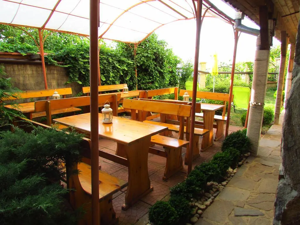 ***  Guest House Dvata Bora Golden Sands Bulgarien